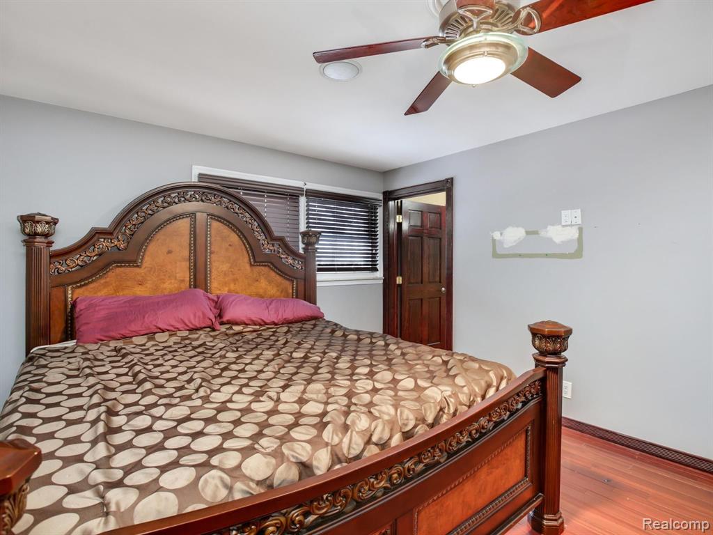 2541 Middlebelt Road West Bloomfield, MI 48324 - Photo 12 of 35