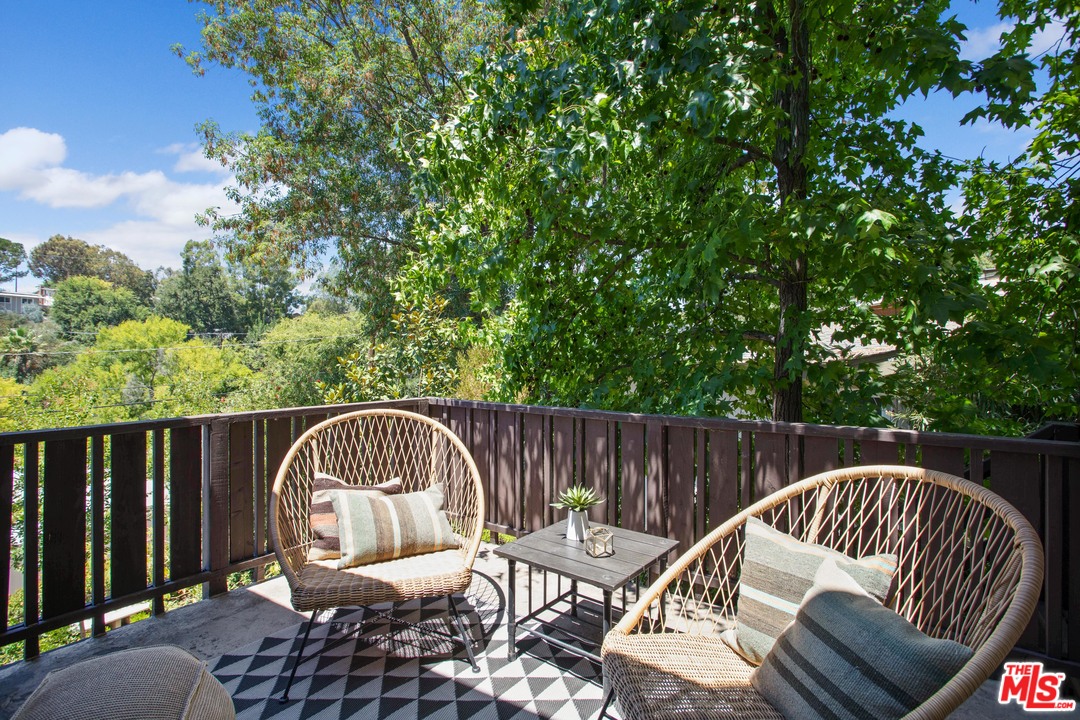 407 Cherry Drive Pasadena, CA 91105 - Photo 23 of 41
