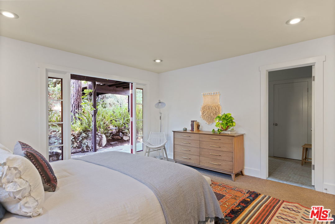 407 Cherry Drive Pasadena, CA 91105 - Photo 26 of 41