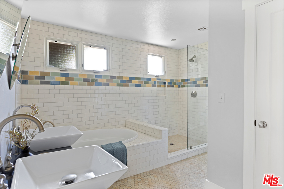 407 Cherry Drive Pasadena, CA 91105 - Photo 30 of 41