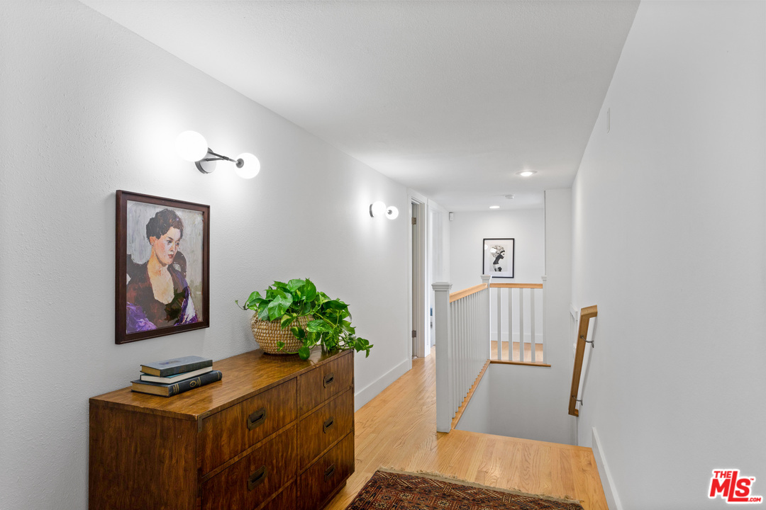 407 Cherry Drive Pasadena, CA 91105 - Photo 32 of 41