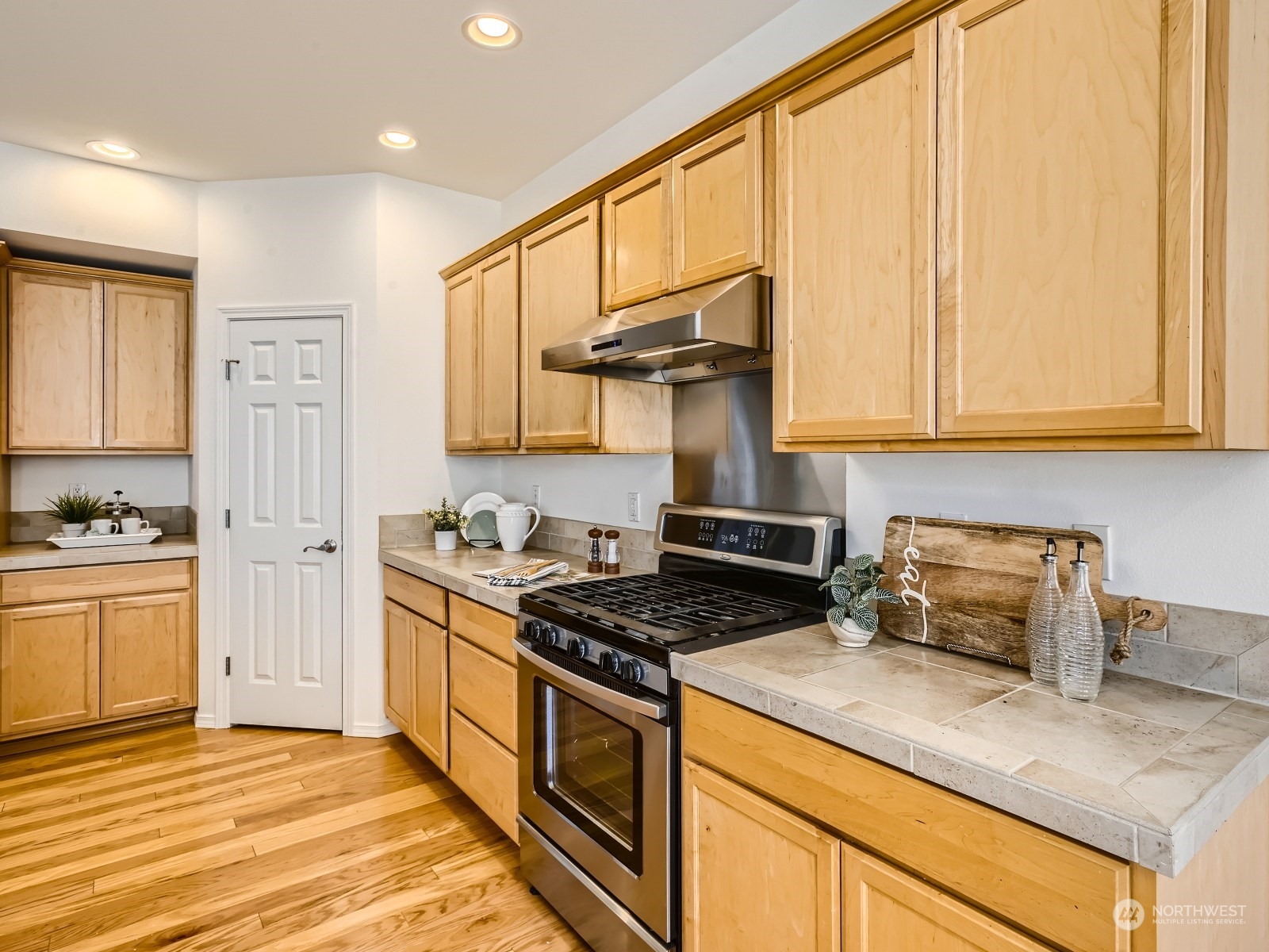 3216 171st Place Southeast Bothell, WA 98012 - Photo 11 of 39