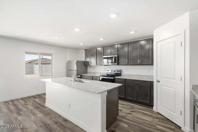 $359,900 | 1074 West Virginia Avenue, Florence, AZ 85132