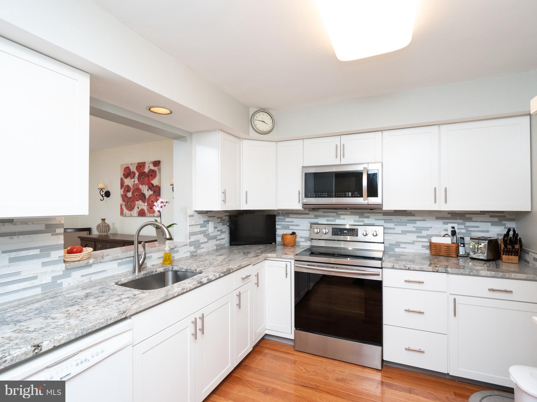 425 Pleasanton Road, Unit C22 Westminster, MD 21157 - Photo 1 of 29 Kitchen