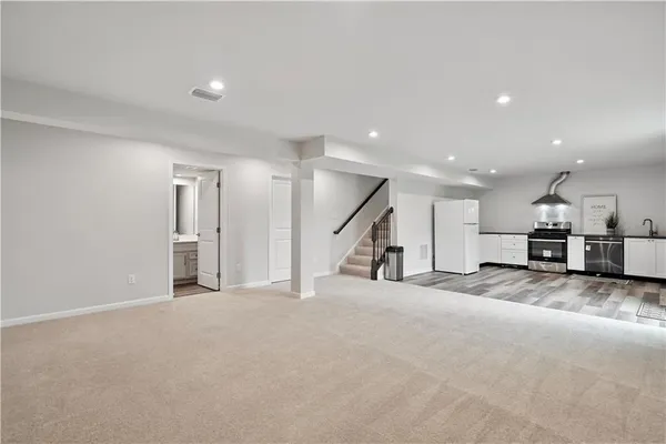$540,000 | 6 Dana Drive, Coraopolis, PA 15108