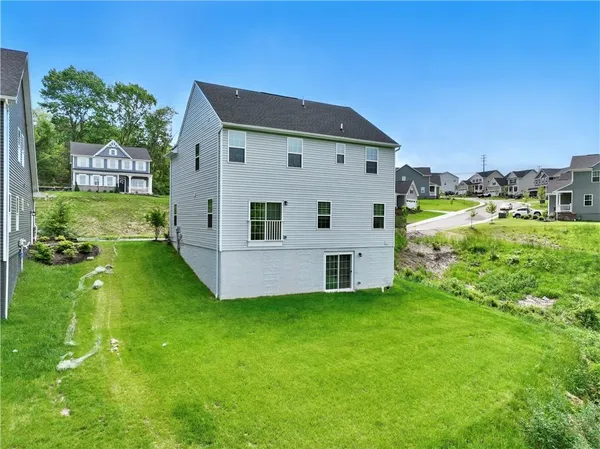 $540,000 | 6 Dana Drive, Coraopolis, PA 15108