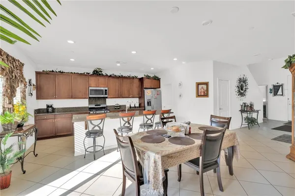 $749,985 | 15457 Red Pepper Place, Fontana, CA 92336