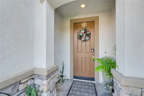 $749,985 | 15457 Red Pepper Place, Fontana, CA 92336