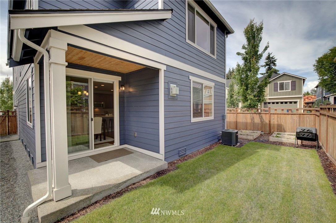 462 Southwest 111th Street Seattle, WA 98146 - Photo 34 of 37 Gallery Image 34