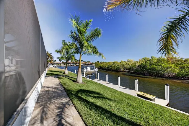 $1,275,000 | 519 Macedonia Drive, Punta Gorda, FL 33950