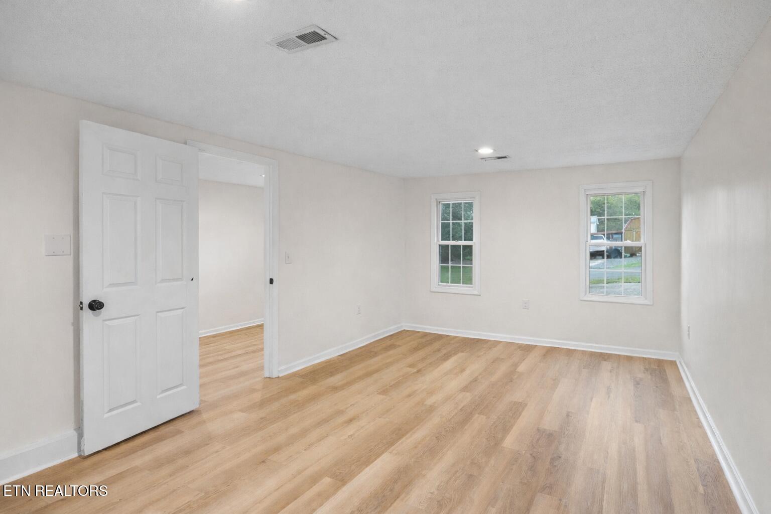 4854 Co Op Road Rockford, TN 37853 - Photo 28 of 31 Bedroom 3