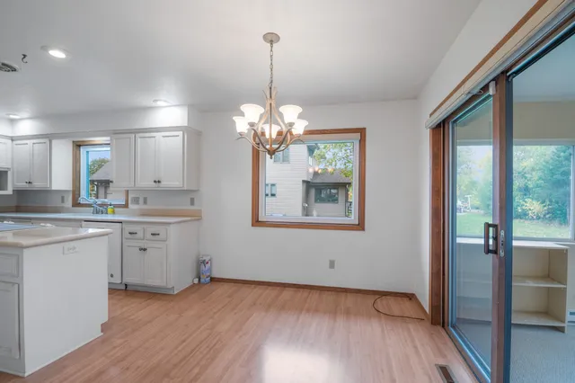 $424,900 | 1509 South 7th Street, De Pere, WI 54115