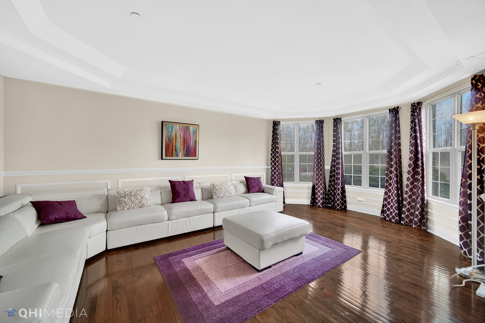 Undisclosed Address Steger, IL 60475 - Photo 4 of 29 a living room with furniture and a large window