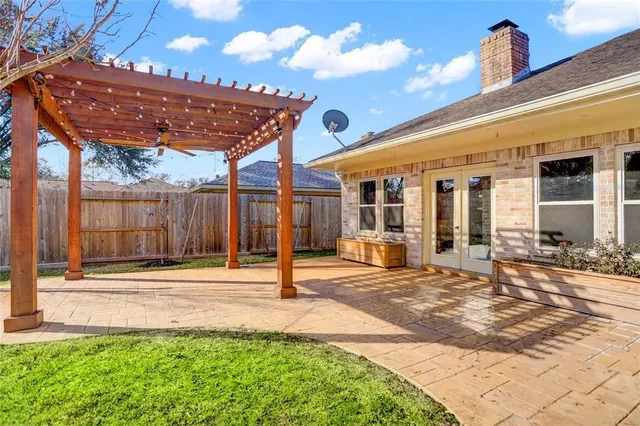 $2,650 | 3110 Fairmont Court, Sugar Land, TX 77478