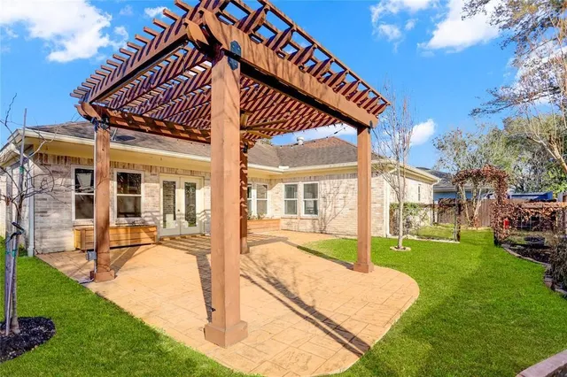 $2,650 | 3110 Fairmont Court, Sugar Land, TX 77478