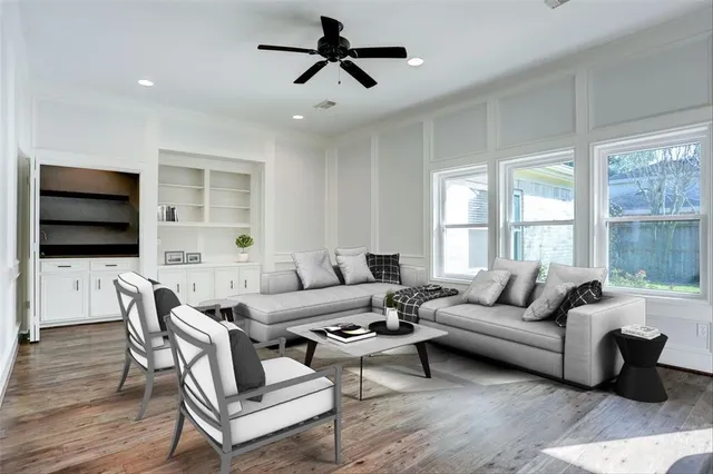 $2,650 | 3110 Fairmont Court, Sugar Land, TX 77478