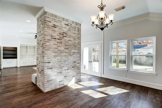 $2,650 | 3110 Fairmont Court, Sugar Land, TX 77478