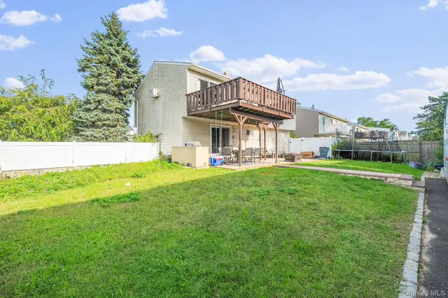 $710,000 | 1 Ozone Place, Massapequa, NY 11758