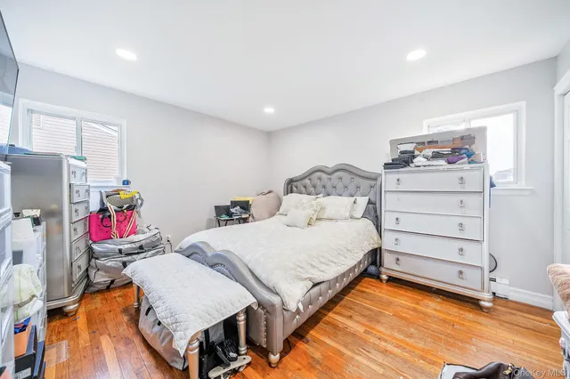 $710,000 | 1 Ozone Place, Massapequa, NY 11758