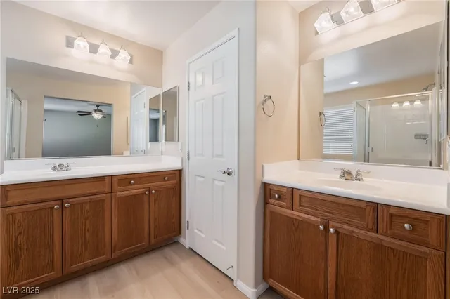 $2,050 | 3634 Via Messina, Henderson, NV 89052