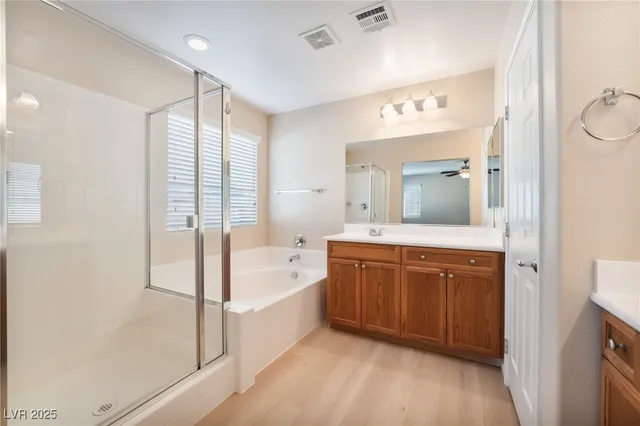 $2,050 | 3634 Via Messina, Henderson, NV 89052