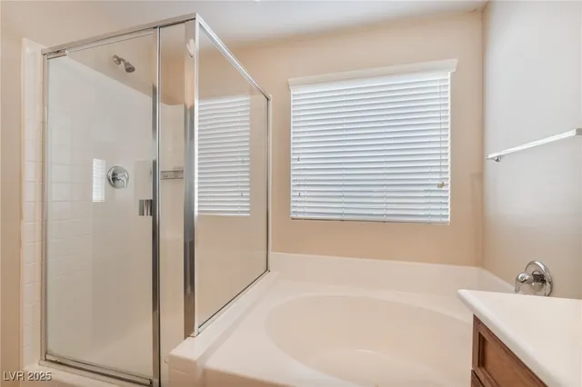 $2,050 | 3634 Via Messina, Henderson, NV 89052