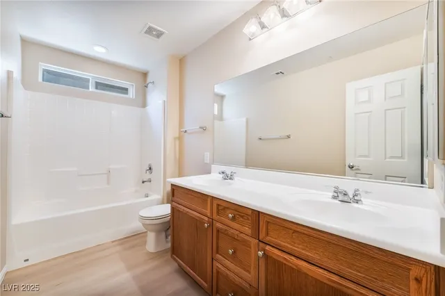 $2,050 | 3634 Via Messina, Henderson, NV 89052