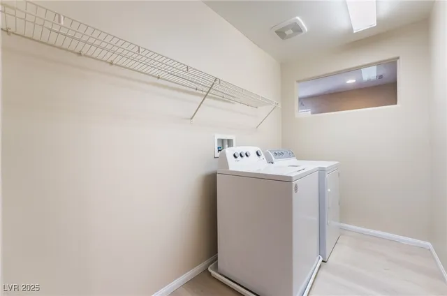 $2,050 | 3634 Via Messina, Henderson, NV 89052