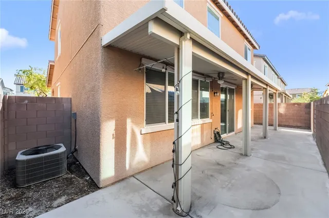 $2,050 | 3634 Via Messina, Henderson, NV 89052