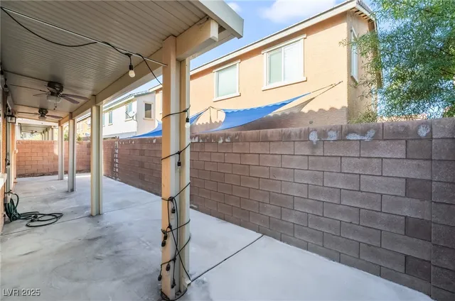 $2,050 | 3634 Via Messina, Henderson, NV 89052