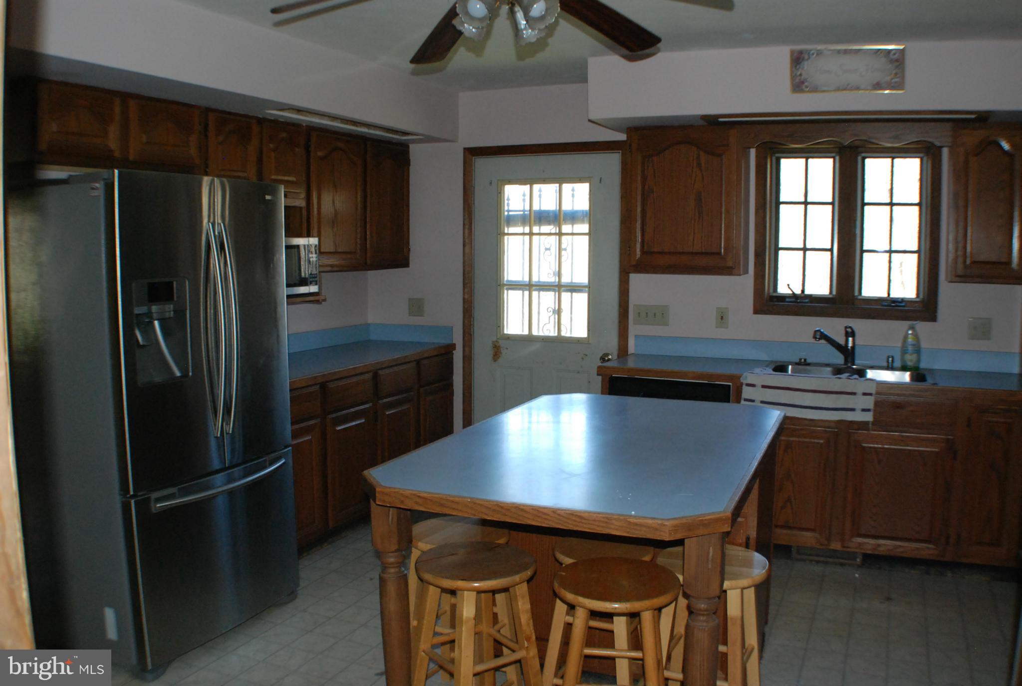 333 Riding Chapel Road Stephens City, VA 22655 - Photo 4 of 30 Kitchen