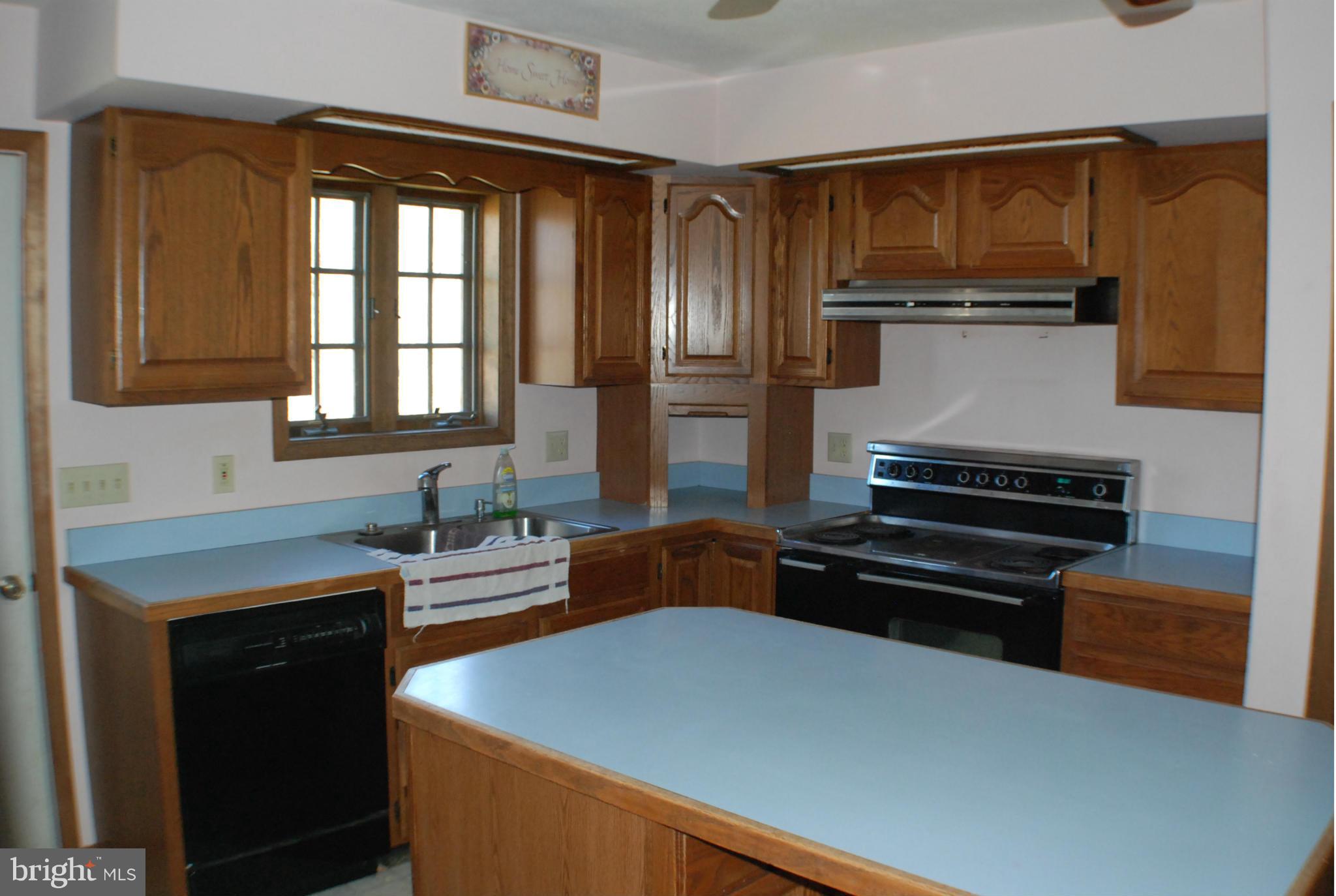 333 Riding Chapel Road Stephens City, VA 22655 - Photo 9 of 30 Kitchen