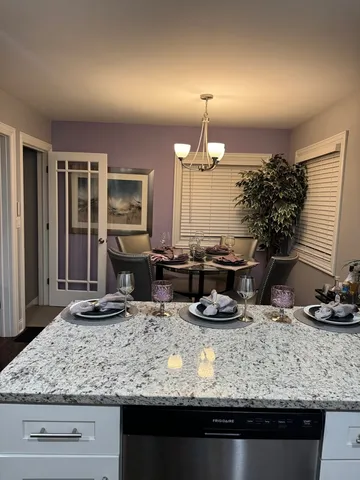 $3,000 | 1216 West 95th Place, Chicago, IL 60643