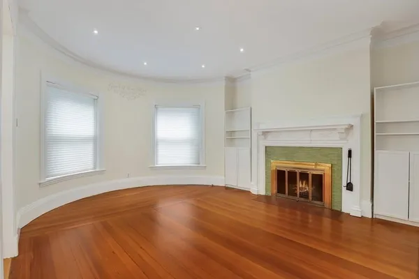 $3,100 | 119 Park Street, Unit 1, Brookline, MA 02446