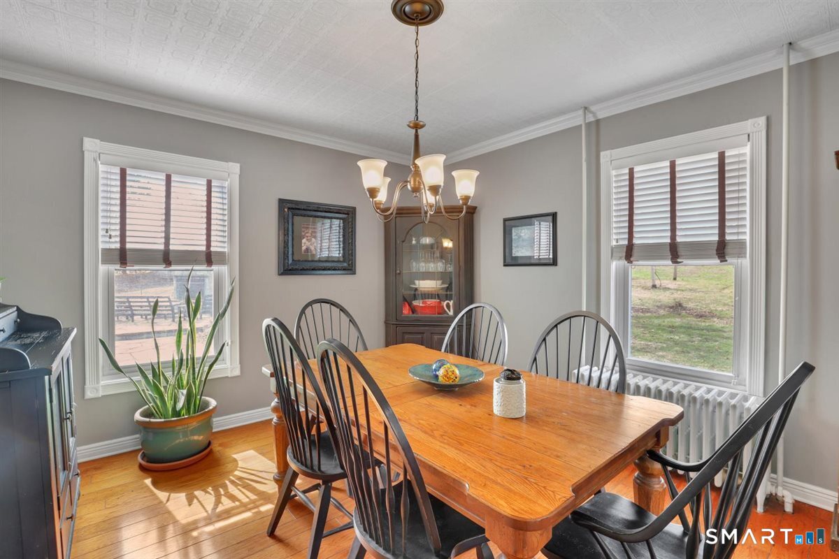 153 Country Club Road Middletown, CT 06457 - Photo 14 of 39 Dining Room