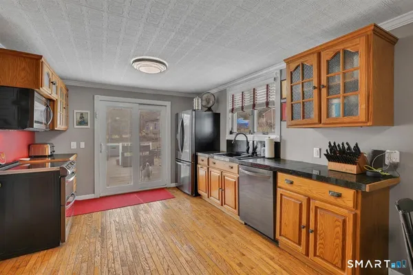 $494,900 | 153 Country Club Road, Middletown, CT 06457