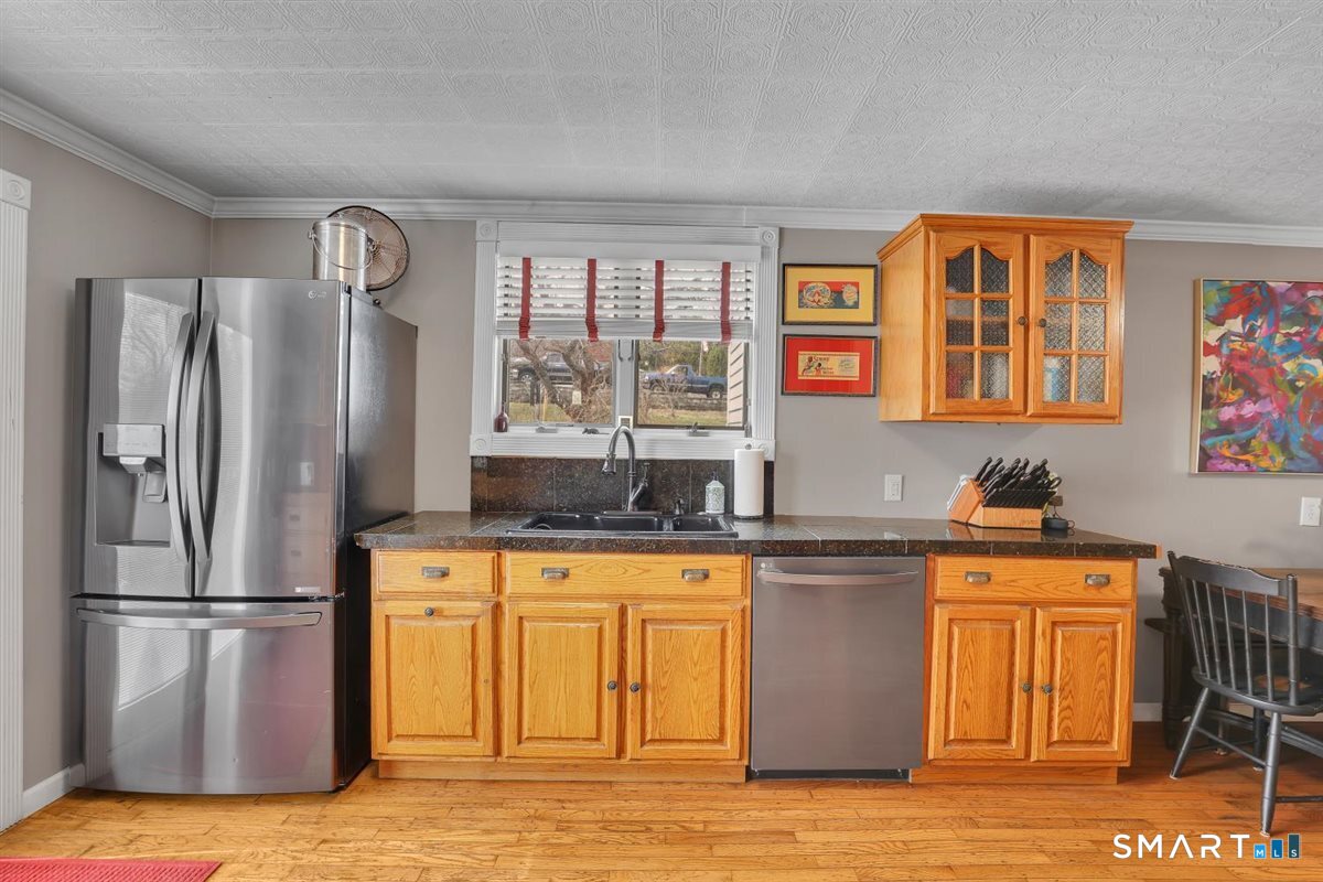153 Country Club Road Middletown, CT 06457 - Photo 18 of 39 Kitchen