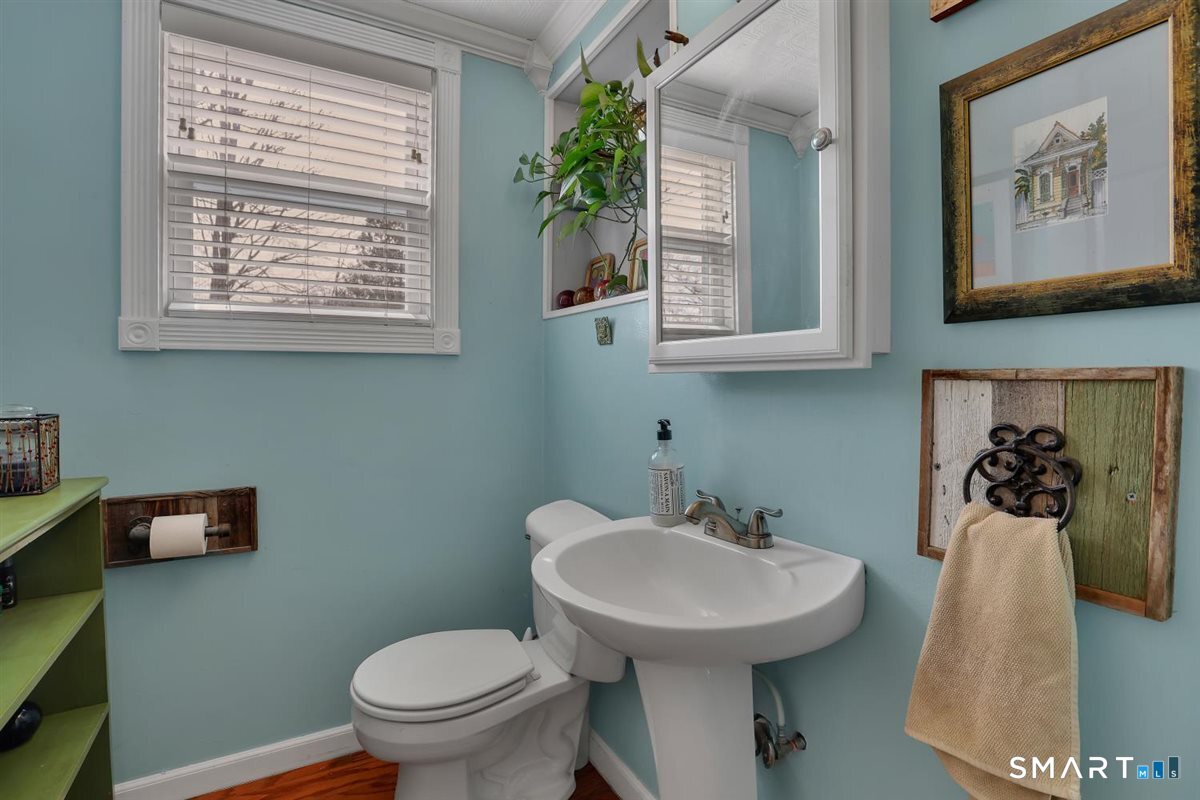 153 Country Club Road Middletown, CT 06457 - Photo 21 of 39 1/2 Bath First Floor