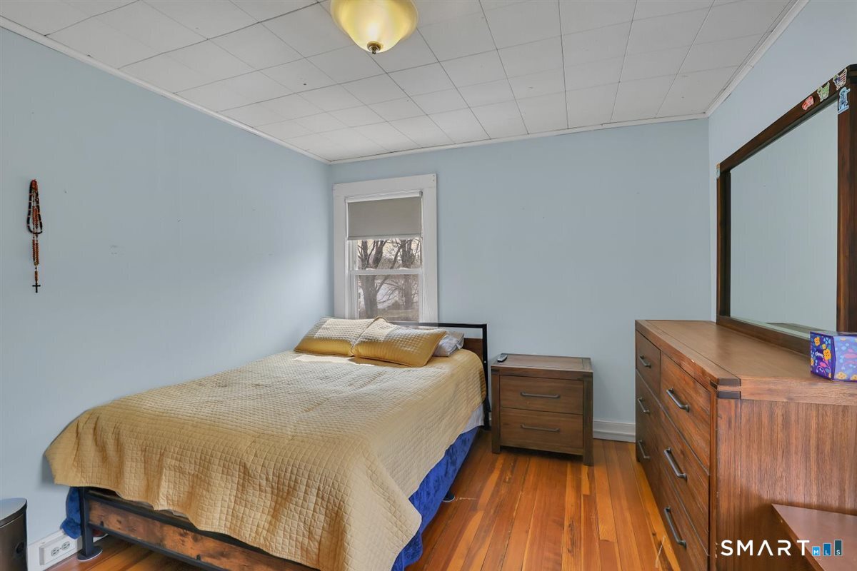 153 Country Club Road Middletown, CT 06457 - Photo 25 of 39 Bedroom/Upper Floor