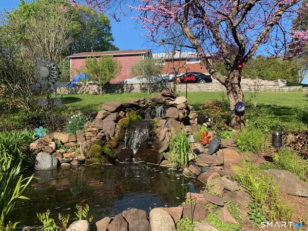 $494,900 | 153 Country Club Road, Middletown, CT 06457