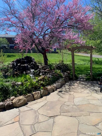 $494,900 | 153 Country Club Road, Middletown, CT 06457