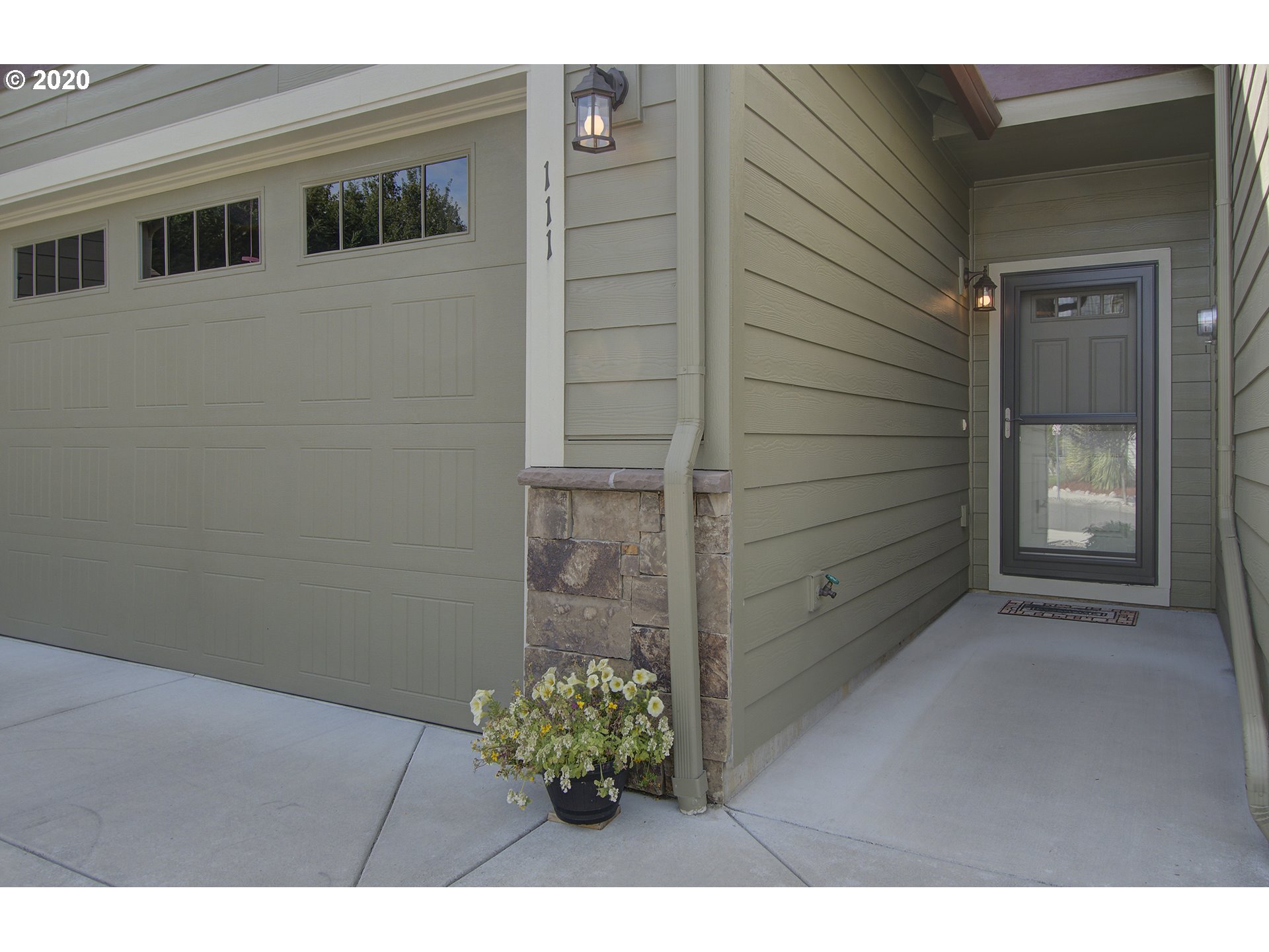 111 North 43rd Place Ridgefield, WA 98642 - Photo 3 of 31