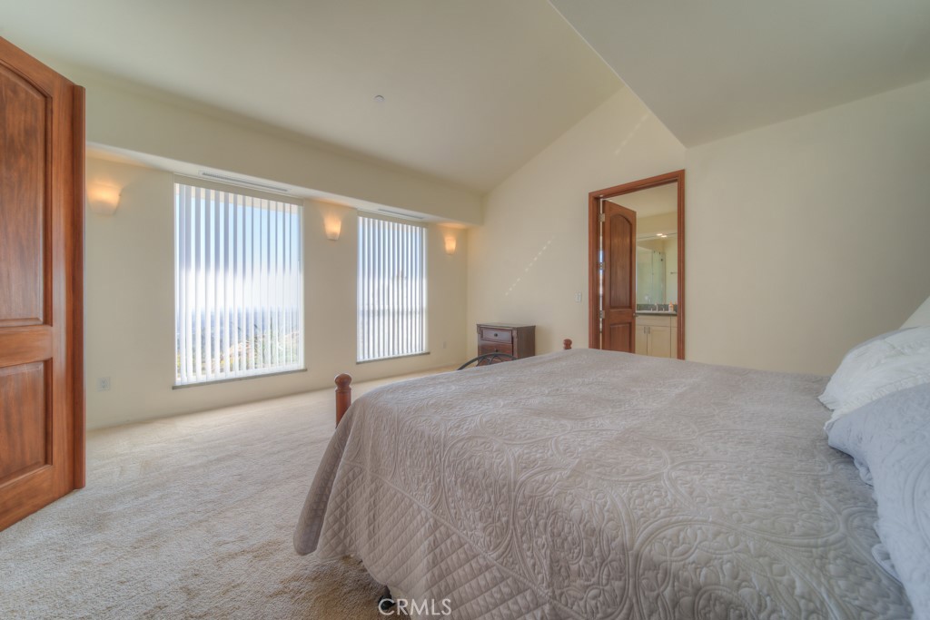 1991 Via Ladera Fallbrook, CA 92028 - Photo 20 of 69 Master Bedroom