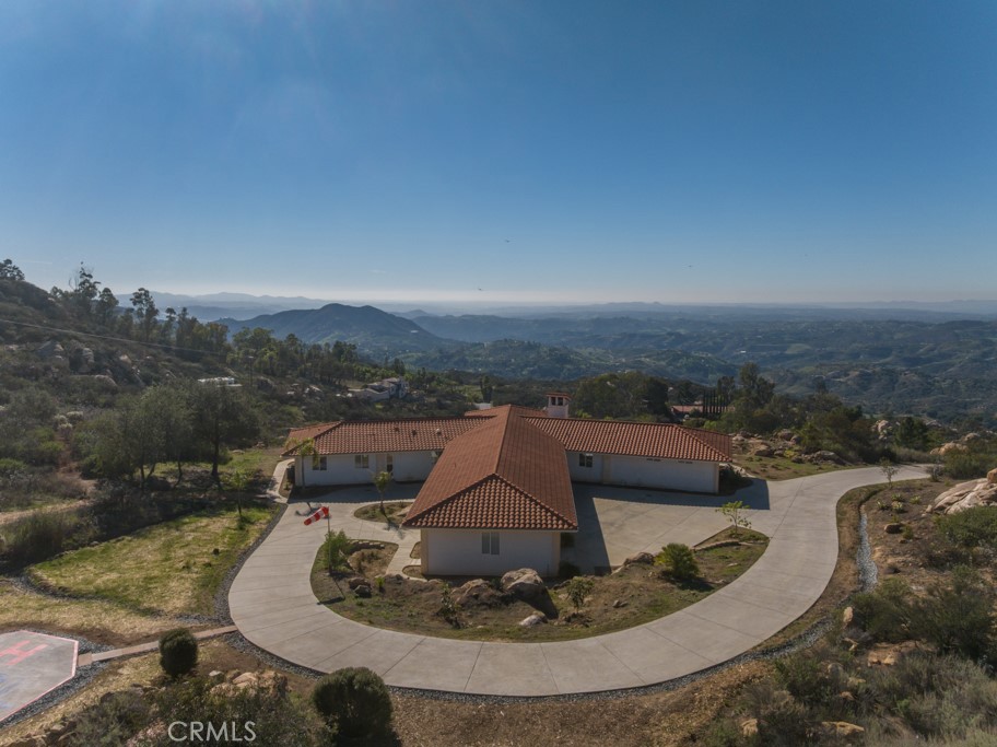 1991 Via Ladera Fallbrook, CA 92028 - Photo 3 of 69