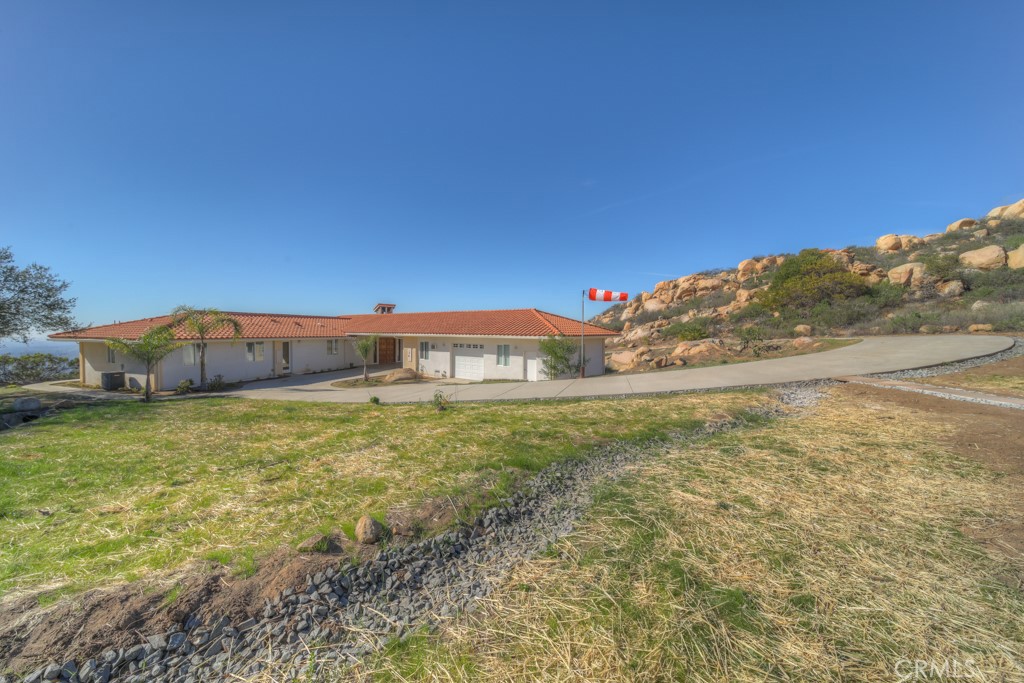 1991 Via Ladera Fallbrook, CA 92028 - Photo 38 of 69 Back House