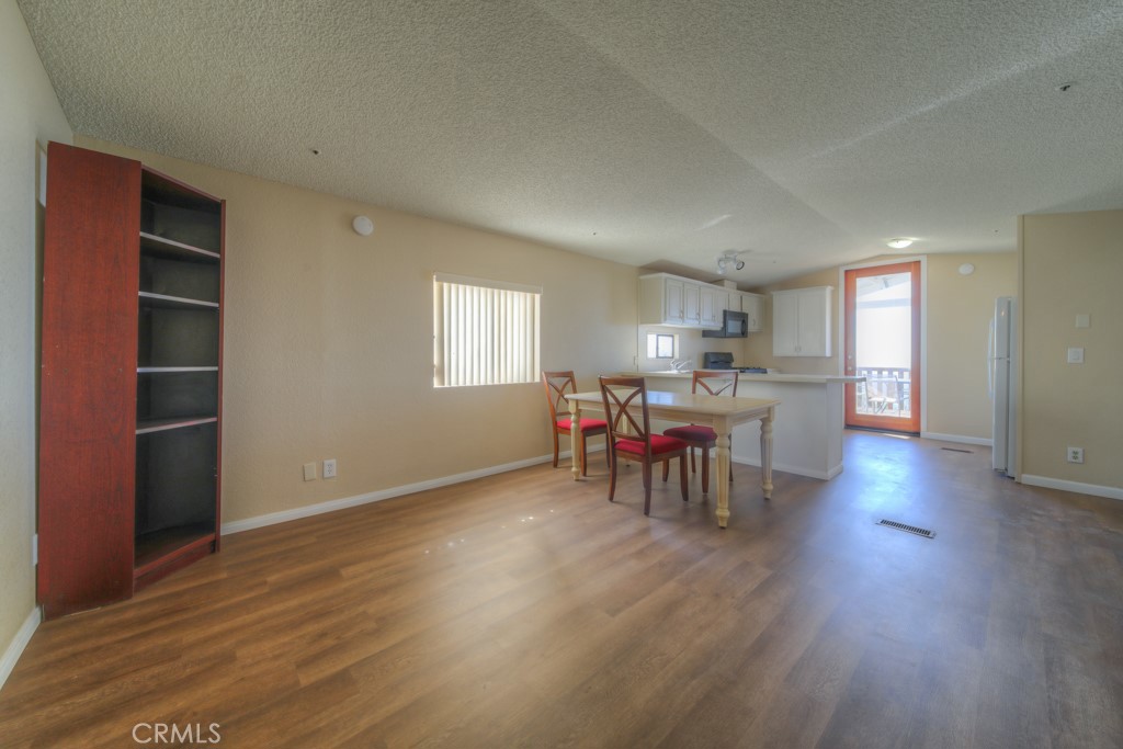 1991 Via Ladera Fallbrook, CA 92028 - Photo 58 of 69 ADU Living Room