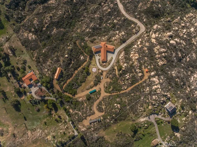 $1,695,000 | 1991 Via Ladera, Fallbrook, CA 92028