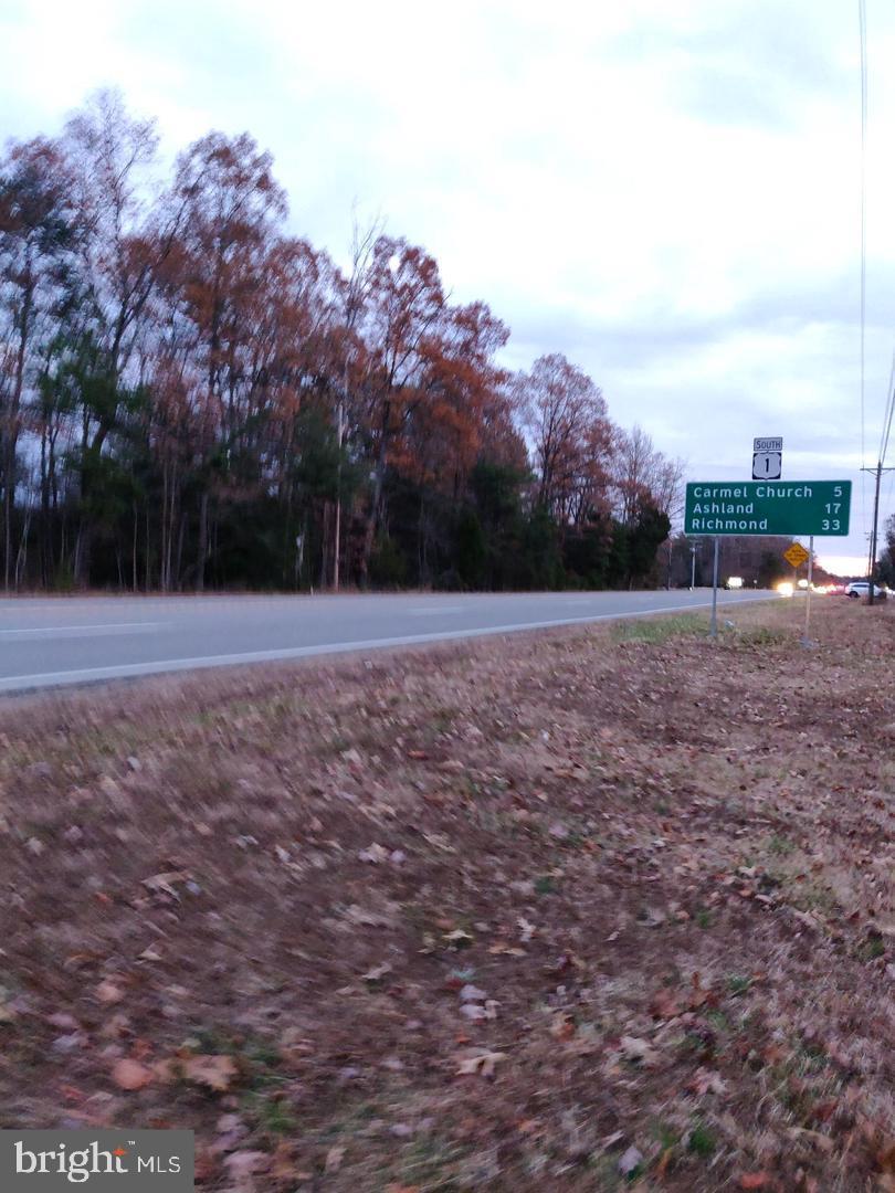 1 Us Route Ruther Glen, VA 22546 - Photo 8 of 8 a view of basketball court