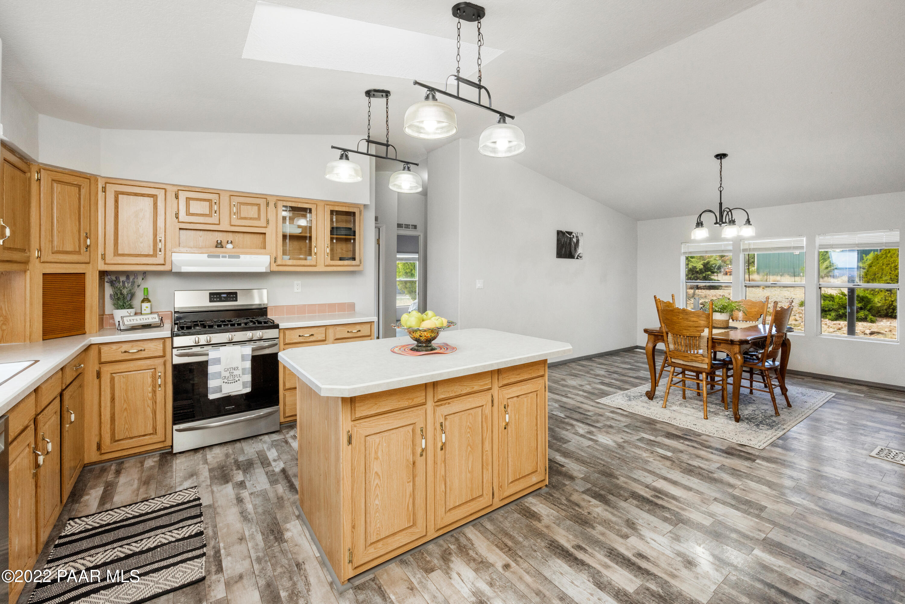 1371 Rolling Hills Road Paulden, AZ 86334 - Photo 6 of 33 016_Kitchen