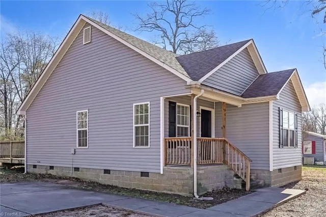 $1,695 | 1607 Dodson Street, Greensboro, NC 27405